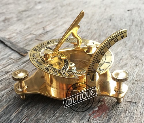 Brass working sundial compass - working,